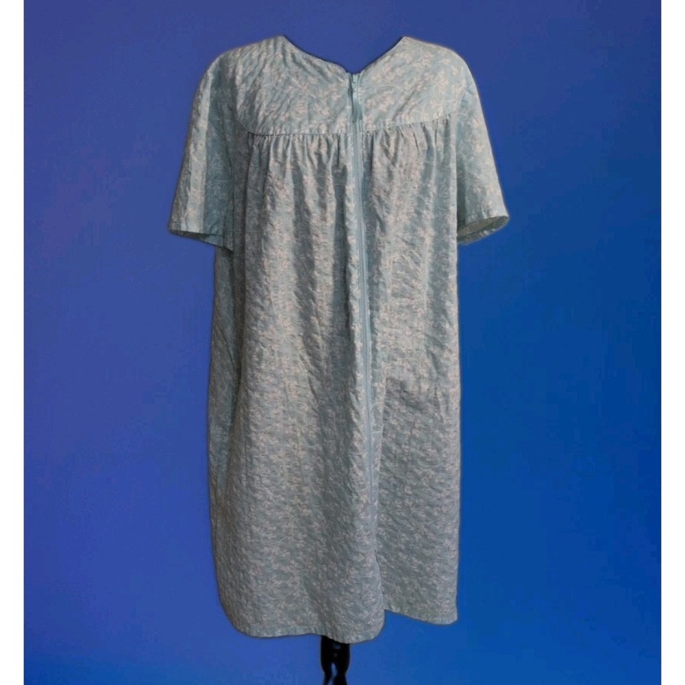 Croft & Barrow Intimates Women Sz‎ L Blue Seersucker Housecoat MUMU Full Zip